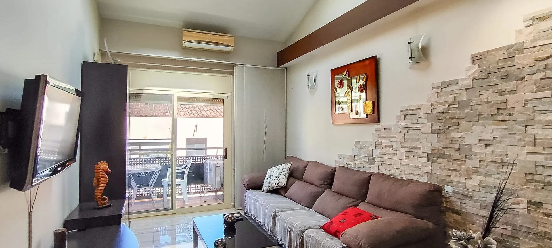 Comfortable flat near the sea