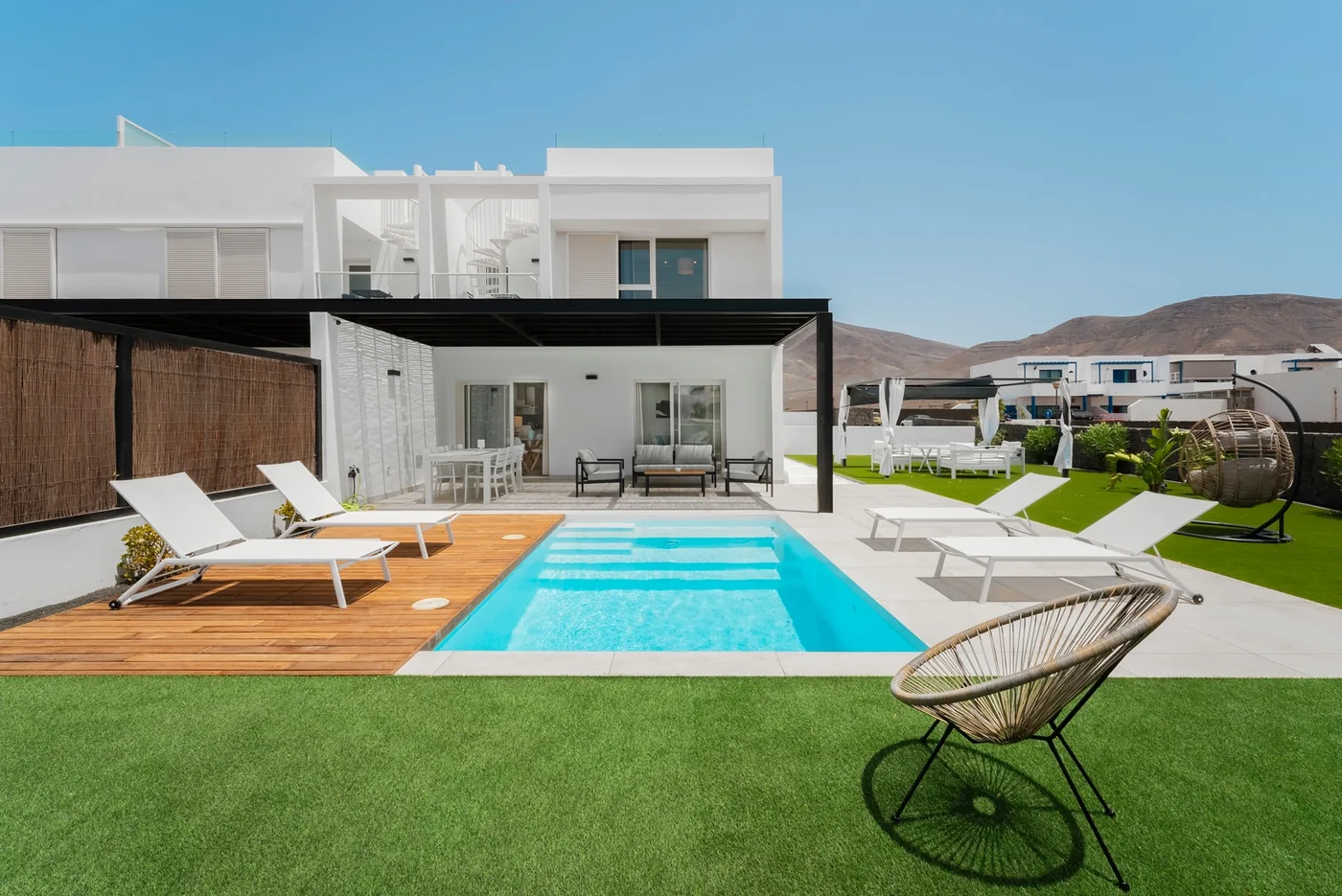Casa Menta – Relaxing corner in front of the Ocean